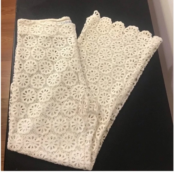 NWT Alix of Bohemia Charlie Lace Crochet Pants sz M - Picture 3 of 4